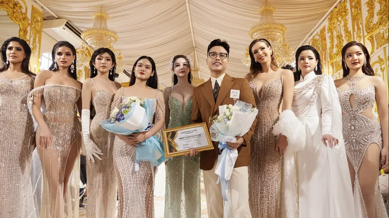 Nguyễn Minh Tuấn ra mắt BST mới tại Thailand Fashion Week 2024