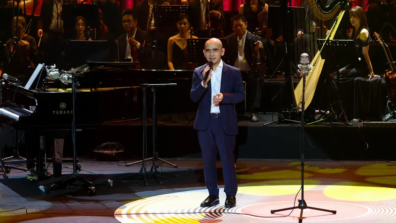 Đức Trí “mạnh tay” làm live concert đầu tiên trong sự nghiệp