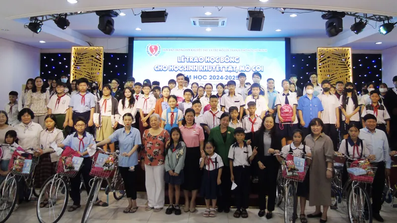 Chăm lo thiết thực cho hàng ngàn người khuyết tật, trẻ mồ côi tại TPHCM