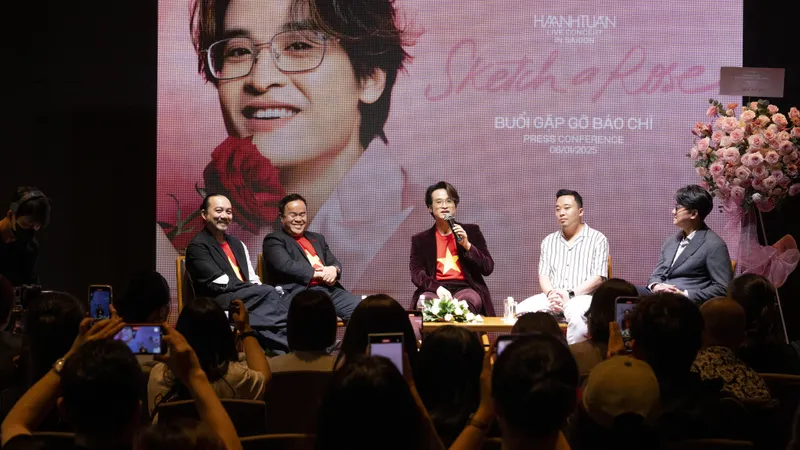Yiruma, Lam Trường, Quang Hùng MasterD diễn cùng Hà Anh Tuấn trong Live concert “Sketch a rose” tại TPHCM