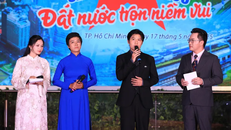 Thanh âm yêu nước từ Gala nghệ thuật "Đất nước vươn mình"