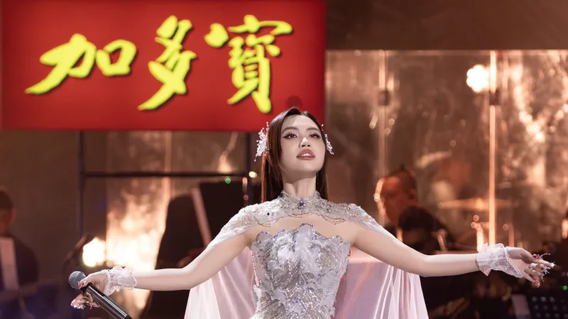 Dừng chân ở Top 3 “Sing!Asia”, Phương Mỹ Chi và DTAP lan tỏa văn hóa Việt