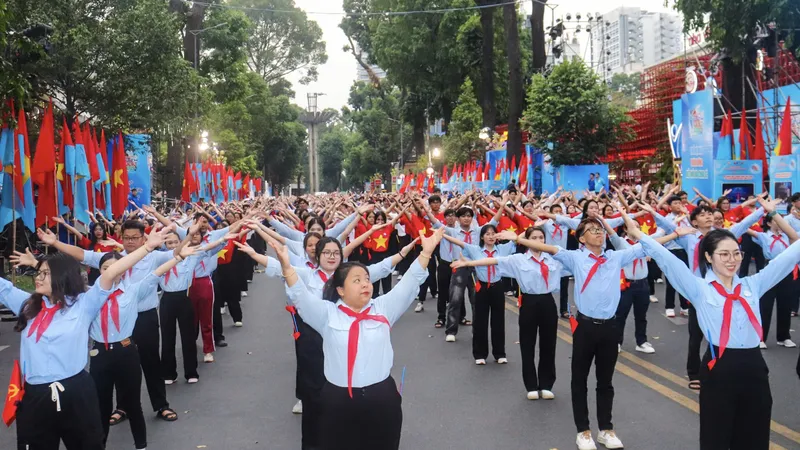 Nhà Văn hóa Thanh niên TPHCM: 50 năm sắt son điểm hẹn tuổi trẻ