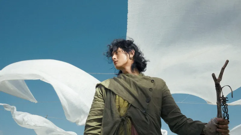 GREY D ra mắt album đầu tay