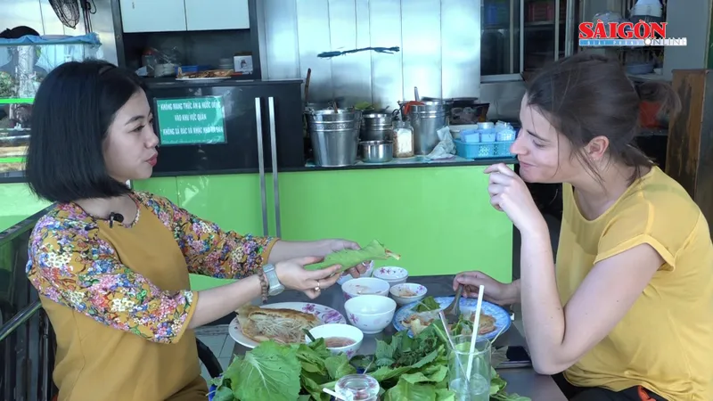 Bánh xèo Đinh Công Tráng: Dừng chân nơi quán quen