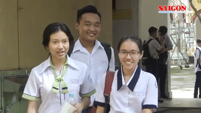 Ngữ văn và Toán đều “dễ thở“