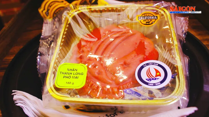 “Xuất hiện” bánh trung thu thanh long tại TPHCM