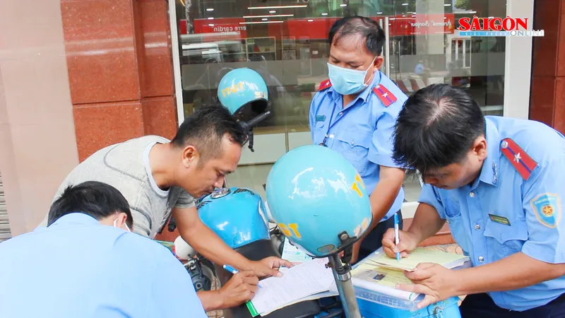 TPHCM ra quân xử phạt nóng xe khách sau khi Báo SGGP lên tiếng