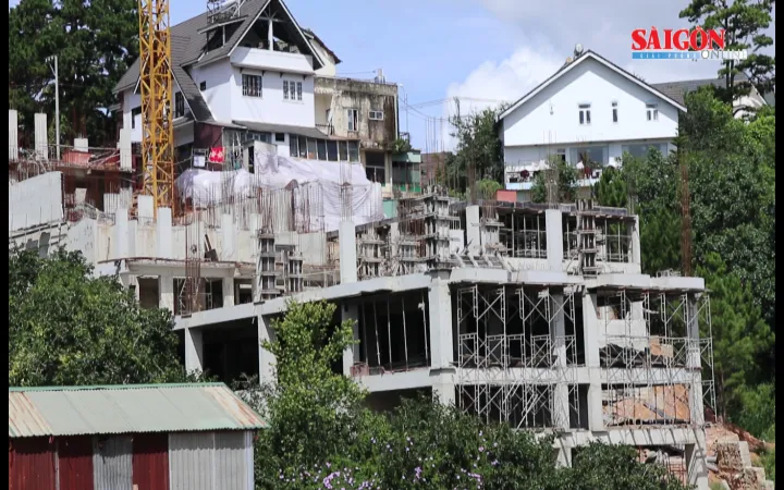Dự án chung cư đang xây dựng ở Đà Lạt gây sạt lở nghiêm trọng, uy hiếp nhà dân