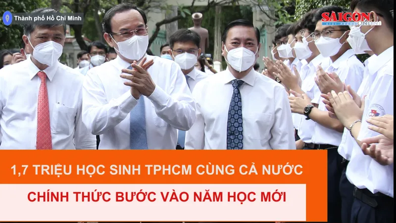 1,7 triệu học sinh TPHCM cùng cả nước chính thức bước vào năm học mới
