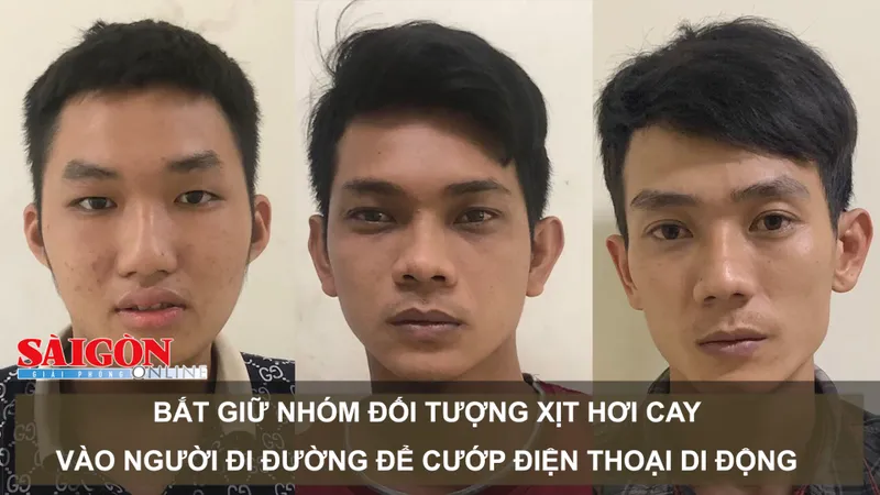 Bắt giữ nhóm đối tượng xịt hơi cay vào người đi đường để cướp điện thoại di động