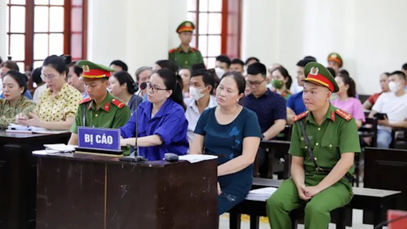 Podcast bản tin tối 13-6: Các luật sư đề nghị trả tự do cho bị cáo Lê Thị Dung