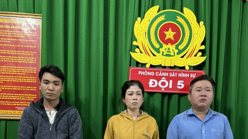 Podcast tin nóng: Hai nhà hàng cho tiếp viên múa khỏa thân, bán dâm giá 6 triệu đồng/đêm/người