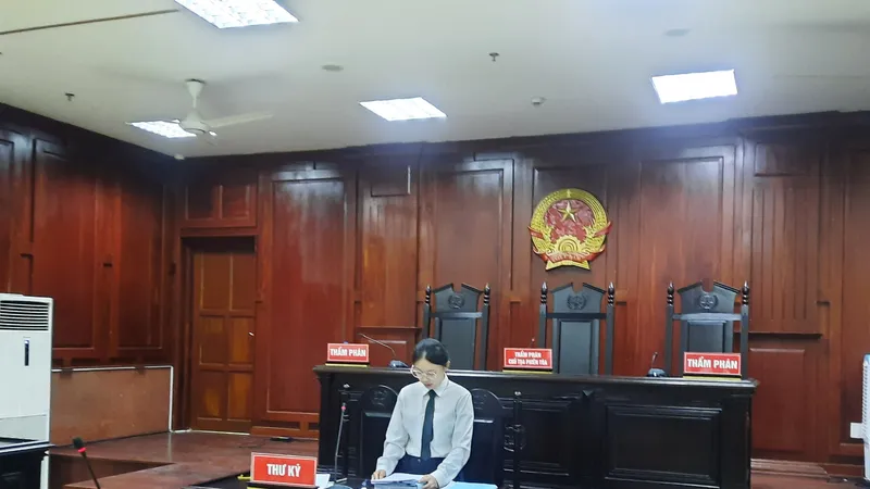Podcast bản tin tối 11-3: Không bị cáo nào tới tòa, phiên tòa phúc thẩm vụ án Nguyễn Phương Hằng và đồng phạm bị hoãn