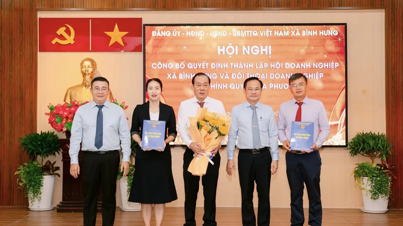 Công bố quyết định thành lập Hội Doanh nghiệp xã Bình Hưng