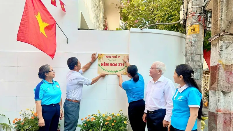 Phường Tân Bình ra mắt công trình “Tuyến hẻm 371 muôn sắc hoa”