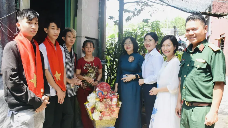 Phường Hòa Hưng: Ba anh em ruột cùng tình nguyện nhập ngũ năm 2026