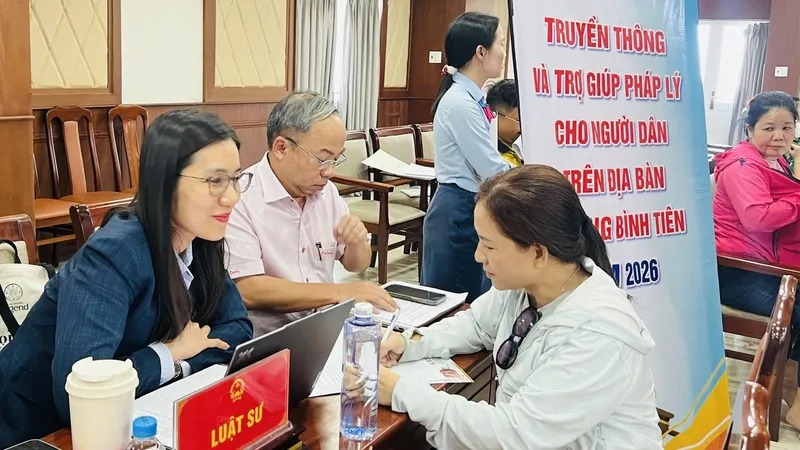 Phường Bình Tiên hỗ trợ doanh nghiệp cập nhật chính sách thuế