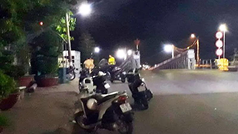 Ngành chức năng tỉnh An Giang đang điều tra vụ tai nạn giao thông thủy nghiêm trọng xảy ra trong đêm qua
