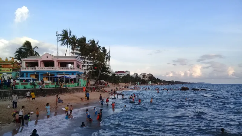 Huyện đảo Phú Quốc phát triển nhanh, giá đất được đẩy lên vùn vụt đã làm bộc lộ những hạn chế trong quản lý, điều hành