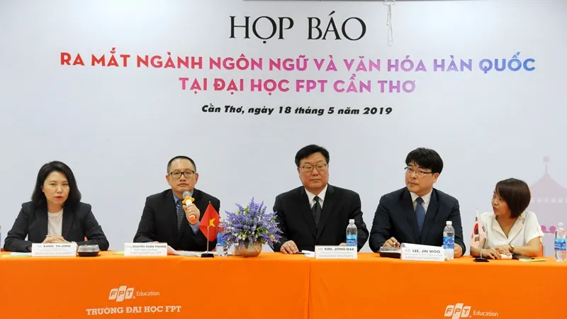 Họp báo giới thiệu ngành học ngôn ngữ và văn hóa Hàn Quốc đầu tiên tại ĐH FPT Cần Thơ 