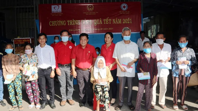 Chợ tết nhân đạo Tân Sửu năm 2021 ở Kiên Giang 