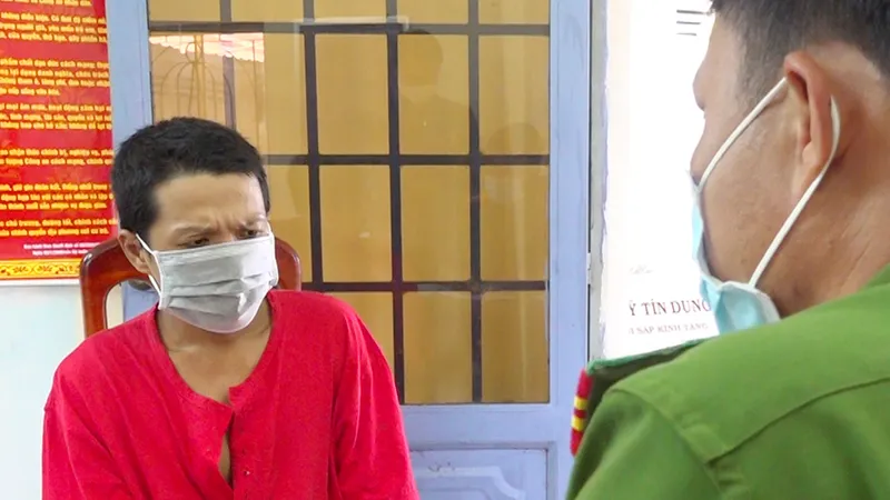 Bắt đối tượng chém thành viên chốt phòng chống dịch Covid-19 ở An Giang