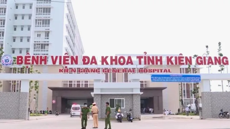 Phát hiện nhiều ca nghi mắc Covid-19, Bệnh viện Đa khoa tỉnh Kiên Giang tạm dừng tiếp nhận bệnh ngoại trú 