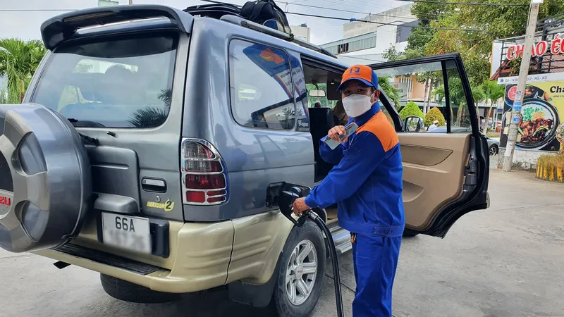 Hệ thống xăng dầu của Petrolimex ở Đồng Tháp hoạt động bình thường. Ảnh: QUỐC BÌNH