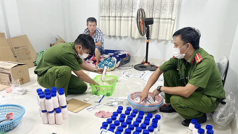 Khởi tố đối tượng sản xuất, buôn bán thuốc bảo vệ thực vật giả