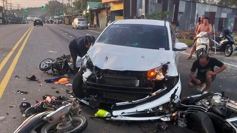 Xác định tài xế say rượu lái ô tô gây tai nạn khiến 2 người chết, 5 người bị thương ở Phú Quốc