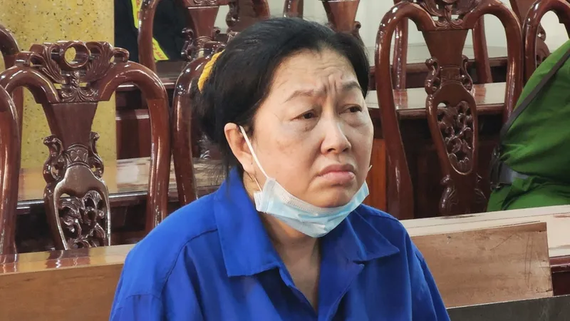 Tòa trả hồ sơ vụ bà “trùm” Mười Tường chỉ đạo đàn em nhập lậu 51kg vàng
