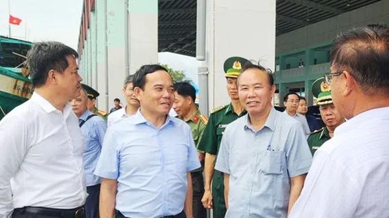 Phó Thủ tướng Trần Lưu Quang: Cùng cố gắng để gỡ “thẻ vàng”