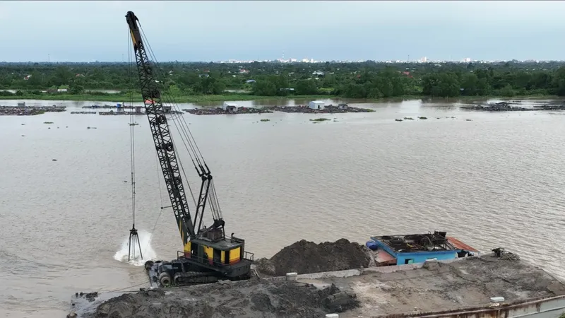  An Giang: Yêu cầu tổng kiểm tra trữ lượng các mỏ cát sông