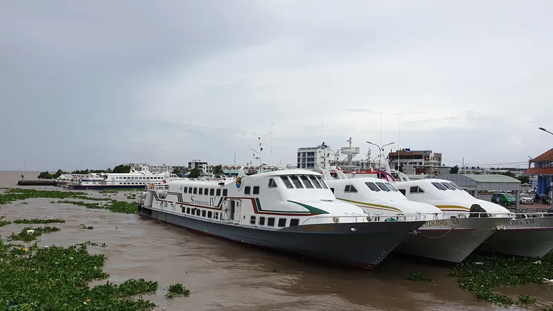 Kiên Giang: Gần 12.000 du khách bị kẹt lại các đảo