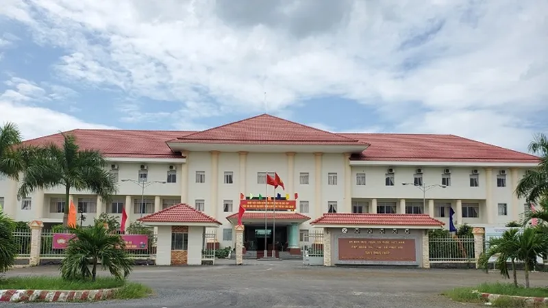 Sai phạm trong quản lý và sử dụng tài chính, Chủ tịch Hội Nông dân tỉnh Đồng Tháp bị kỷ luật