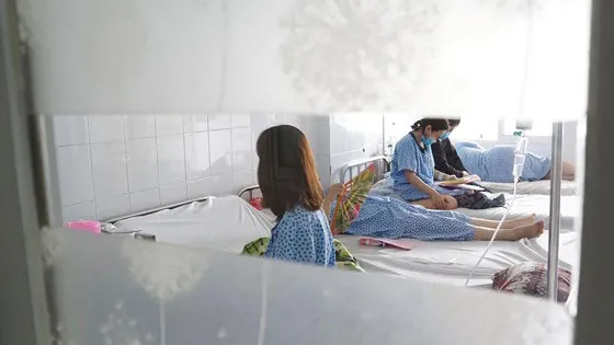 Sở Y tế tiếp tục giám sát chặt tình hình dịch cúm A/H1N1 tại Bệnh viện Từ Dũ
