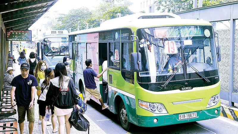 Nghiên cứu thanh toán thẻ xe buýt kết hợp thẻ ngân hàng, điện thoại thông minh