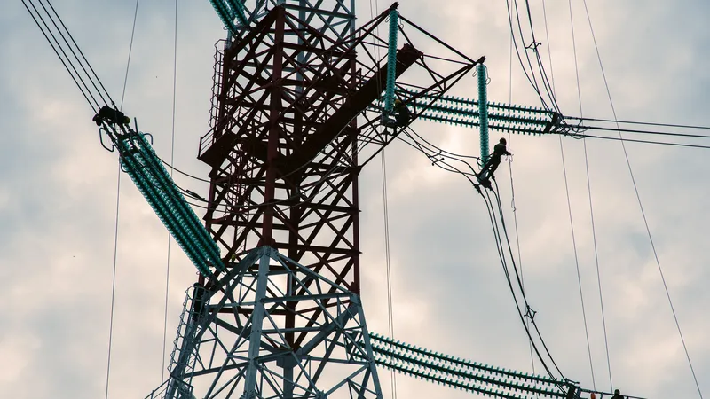 Khánh thành Dự án Trạm biến áp 500kV và đường dây 220/500kV kết hợp Nhà máy điện mặt trời Trung Nam Thuận Nam 450 MW