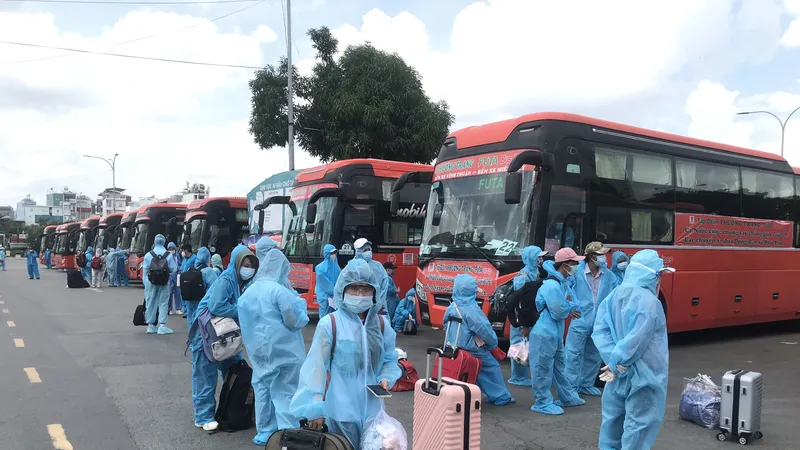 Chiều 3-8, đưa 600 người dân Phú Yên từ TPHCM về quê