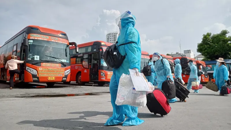 Phương Trang đón gần 30.000 người dân các tỉnh từ các vùng dịch về quê an toàn