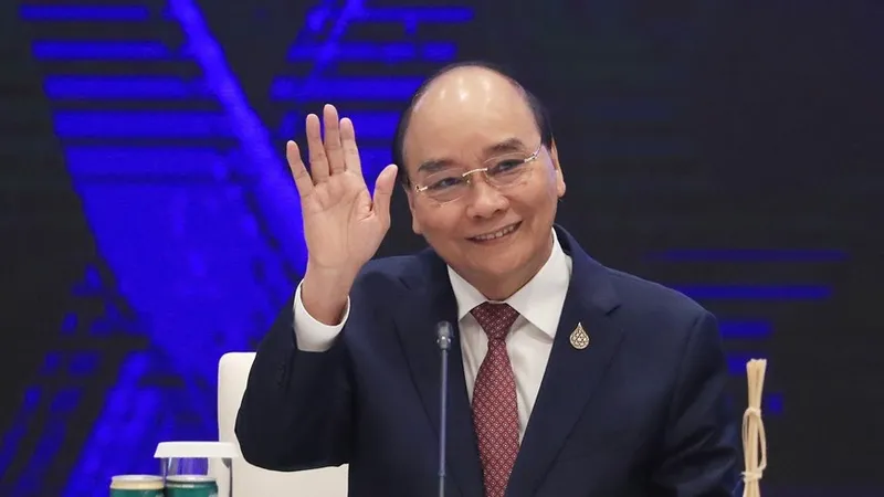 Chủ tịch nước Nguyễn Xuân Phúc cùng Phu nhân hội kiến Nhà Vua và Hoàng hậu Thái Lan