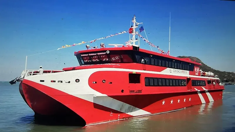 Mở tuyến vận tải hành khách bằng tàu cao tốc từ TPHCM đi Côn Đảo và ngược lại