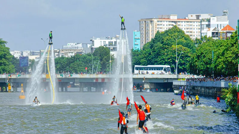 Điều chỉnh giao thông nhiều tuyến đường để phục vụ Lễ hội Sông nước