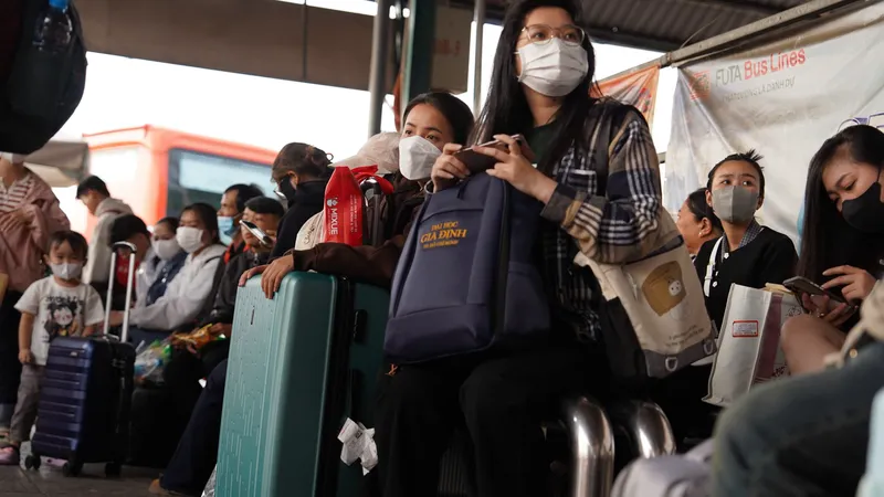 TPHCM: Hơn 1 triệu vé xe liên tỉnh phục vụ nhu cầu đi lại của người dân dịp tết