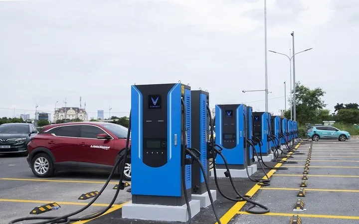TPHCM: 50 vị trí đủ điều kiện lắp đặt tủ đổi pin xe máy điện 