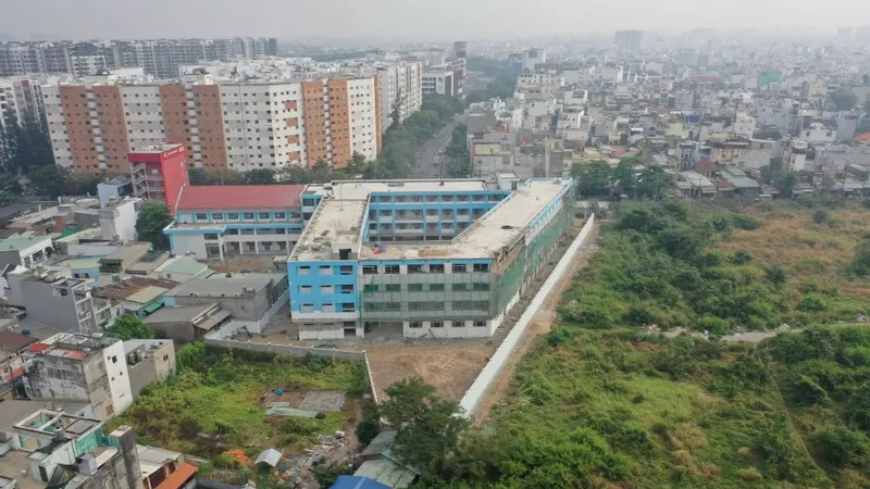 TPHCM: Đề xuất kế hoạch di dời, sắp xếp cơ sở giáo dục và y tế ra khỏi nội thành