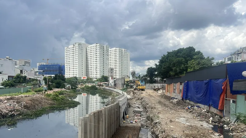 UBND TPHCM yêu cầu đẩy nhanh giải ngân vốn đầu tư công
