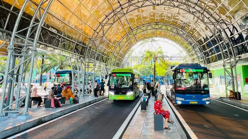 Ngày đầu TPHCM triển khai chính sách hỗ trợ đi xe buýt, lượng hành khách tăng 14%