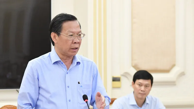 Chủ tịch UBND TPHCM Phan Văn Mãi: Gỡ điểm nghẽn về thủ tục để doanh nghiệp xây dựng nhà ở xã hội